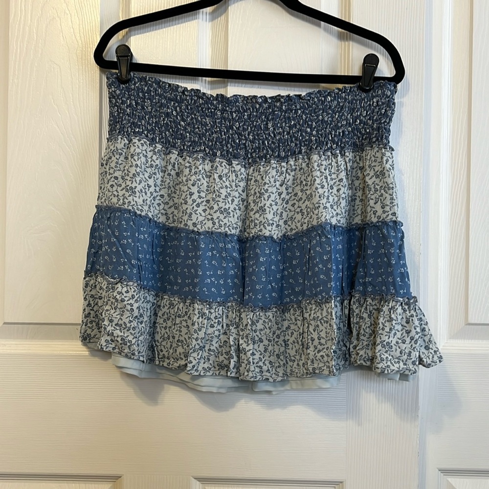 American Eagle Outfitters Blue Floral Mini Skirt​